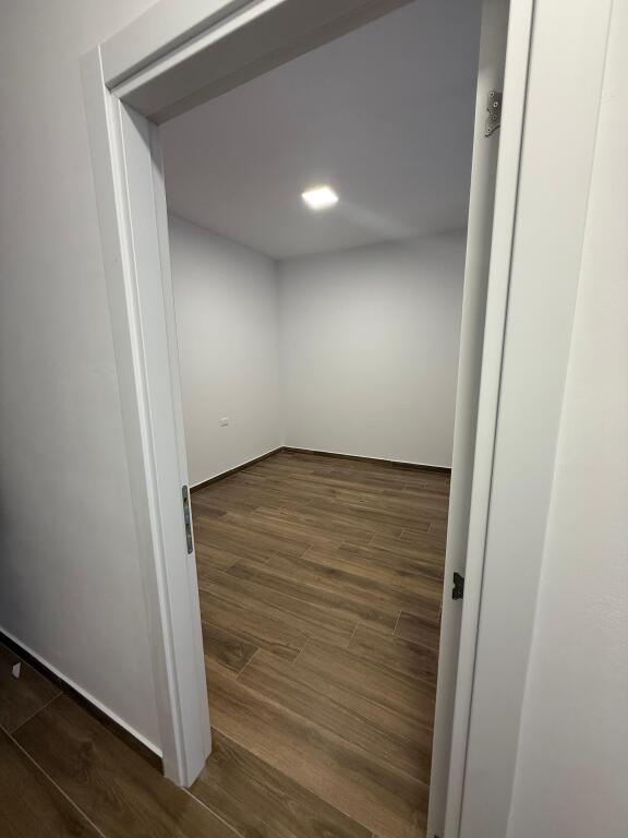 Jepet me qira apartament 2+1 per zyra – Farmacia 10