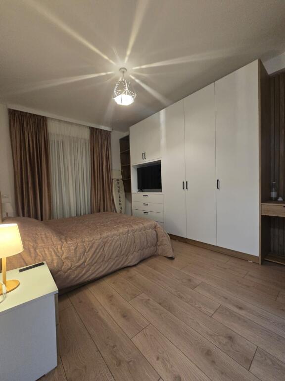 Jepet me qira 2+1+parkim GRAND GALLERY YZBERISHT 65.000 leke