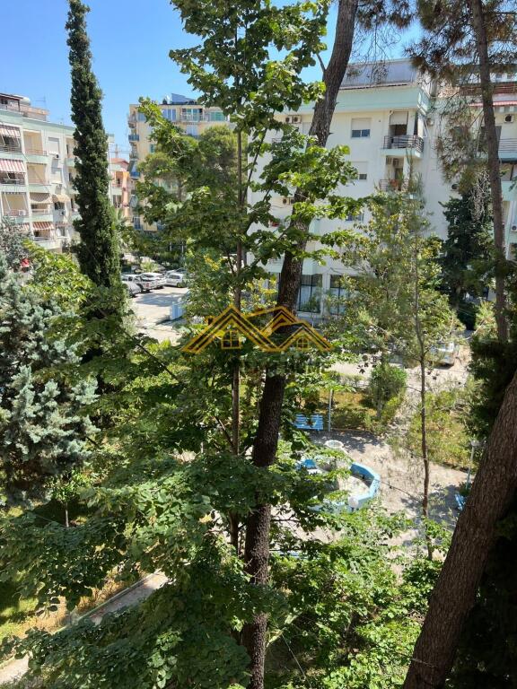 SHITET SUPER APARTAMENT NE GOLEM!