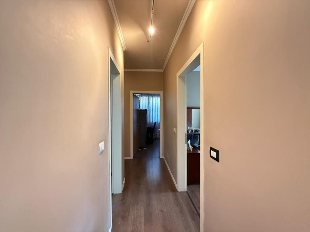 Shitet Apartament 2+1 i mobiluar – 80 m² Te Fusha e Aviacionit 149.990 €0