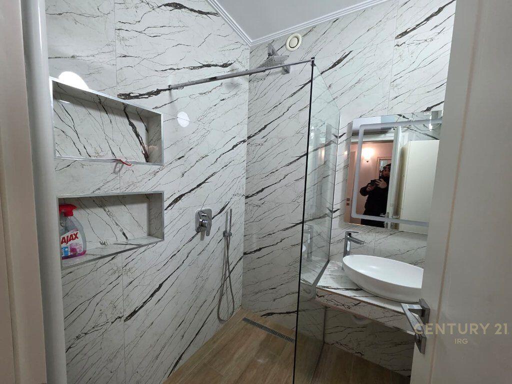 Apartament 3+1+2 tek Eleonora Njesia 13. Per Qira