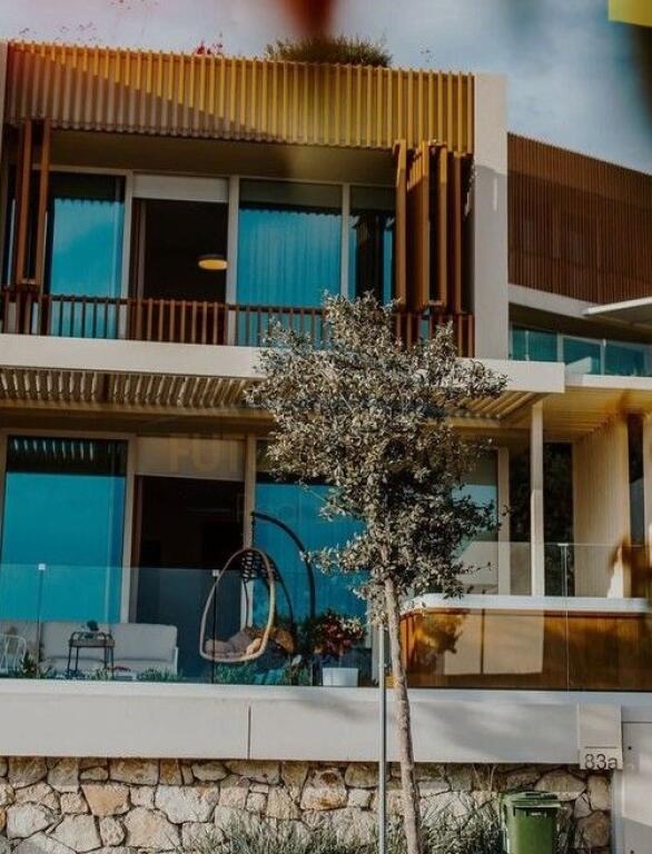 For sale, 2-storey Villa, ”Green Coast Resort ”.