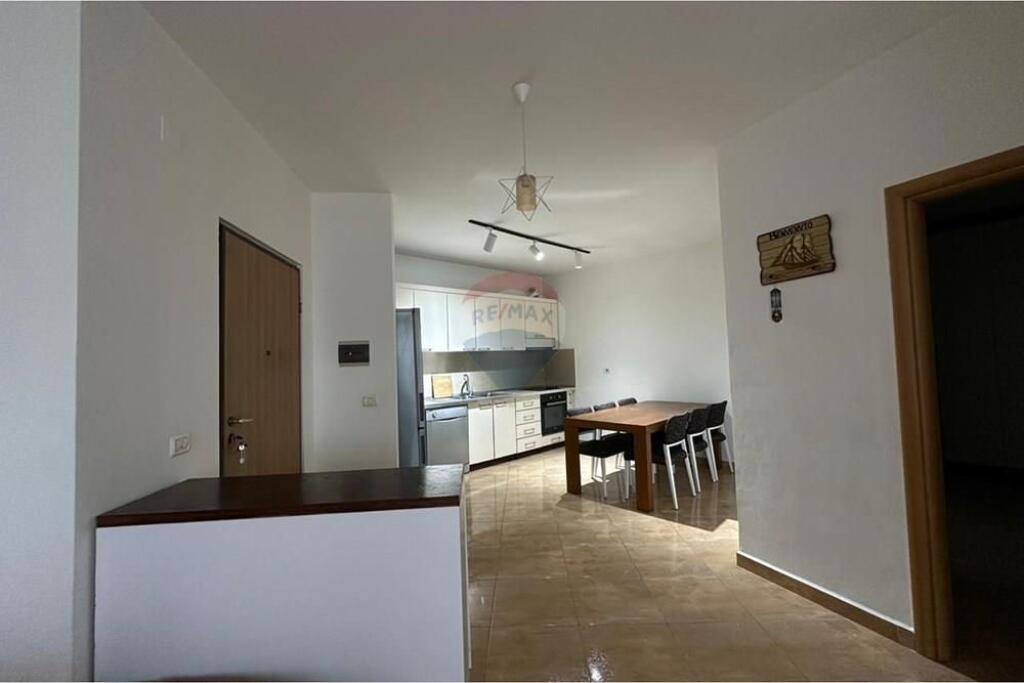 APARTAMENT 2+1 PER SHITJE NE ASTIR