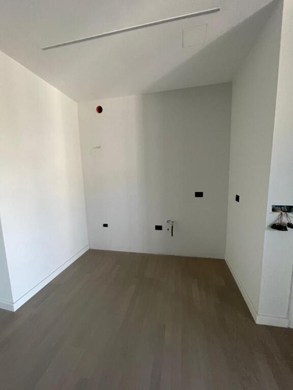 ASTIR APARTAMENT 1+1 PER SHITJE!