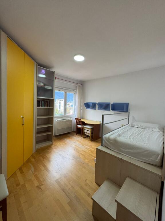 For rent 2+1 apartment at Atsh near Pazarit te Ri