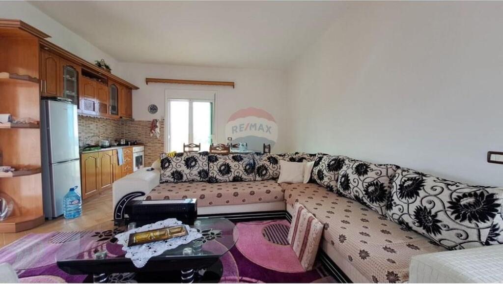 🏡 Vilë 3-Katëshe – Për Shitje | Lagjja Kushtrimi, Vlorë