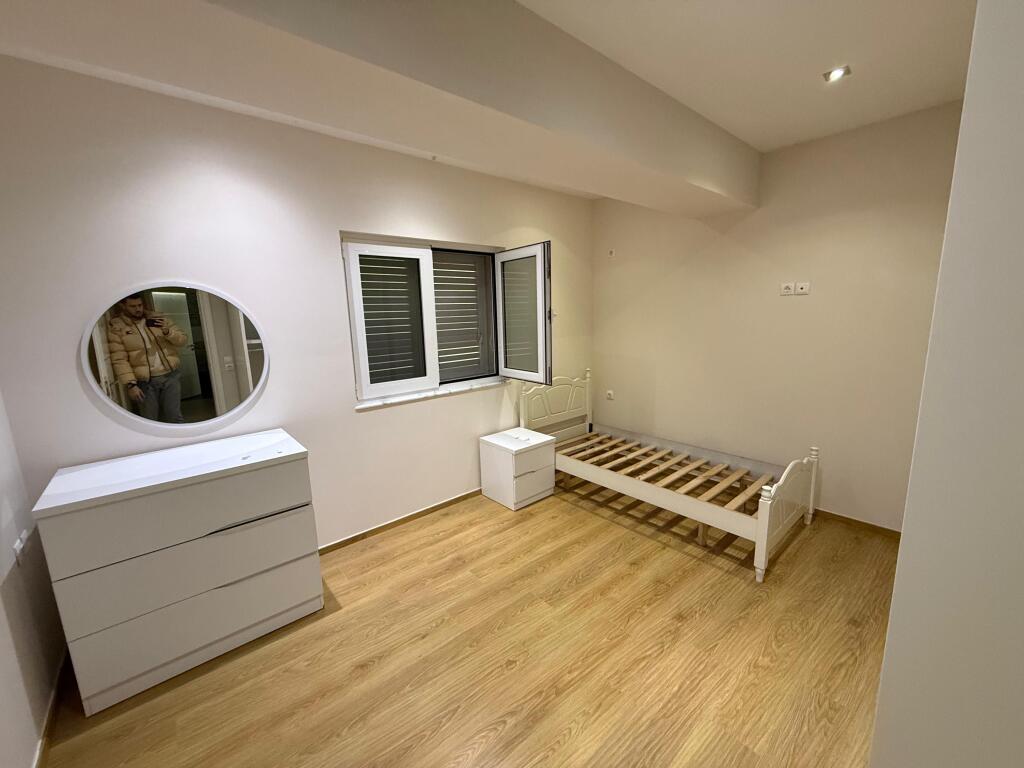 Apartament 2+1+2 per qira , Laprake