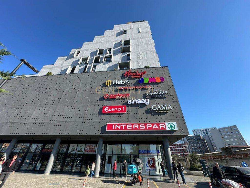 SHITET APARTAMENT 1 + 1 TEK EMERALD CENTER RRUGA 5 MAJI ! 185,000 €