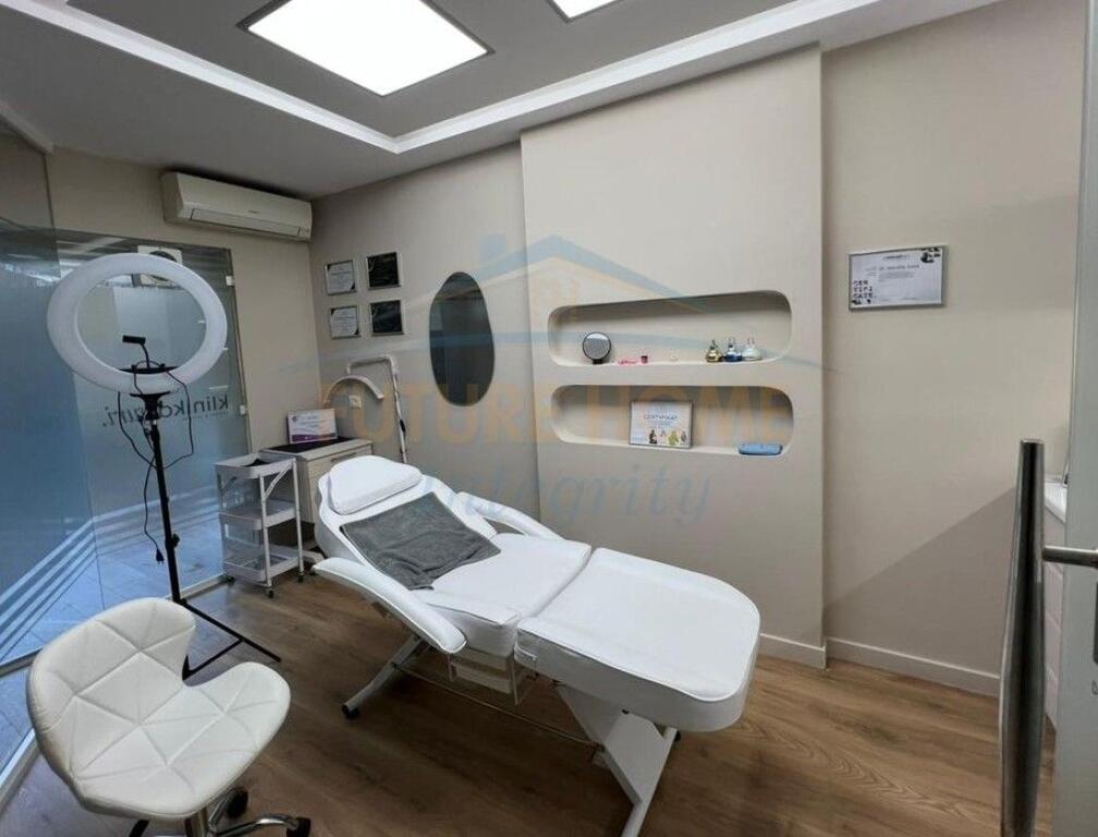 Qera, Ambient Biznesi,Rruga Irfan Tomini, Tiranë.