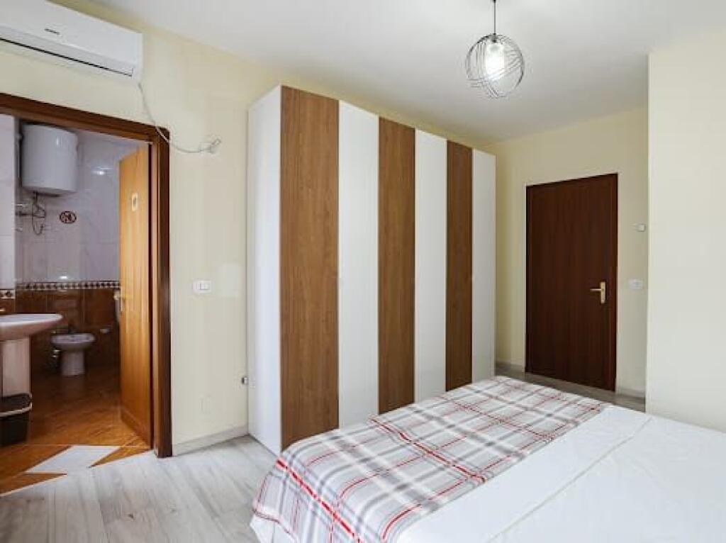 For rent apartment 3+1+2 bathrooms at the former Exhibition