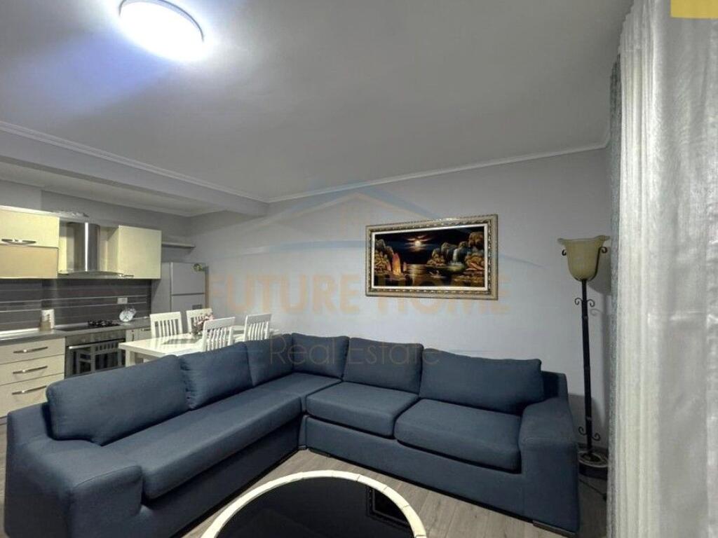 Qira, Apartament 2+1, Oxhaku, Tiranë