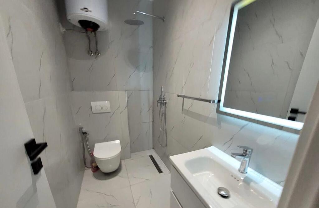 Super ap 1+1 tek komuna parisit ( kolonat )