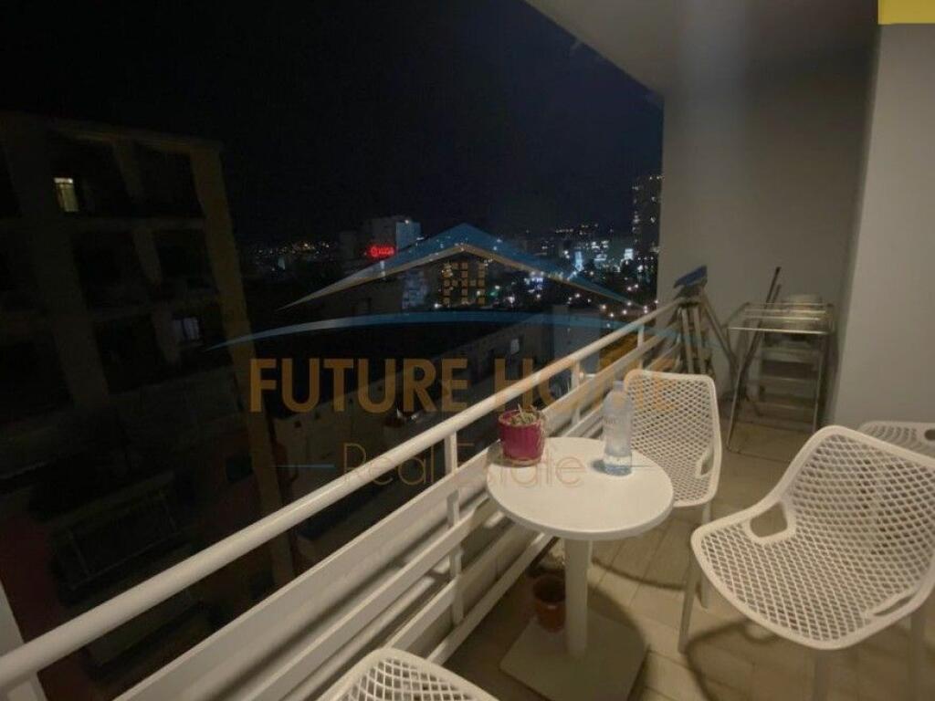 Qera, Apartament 3+1+2 +Post Parkimi, Qendër