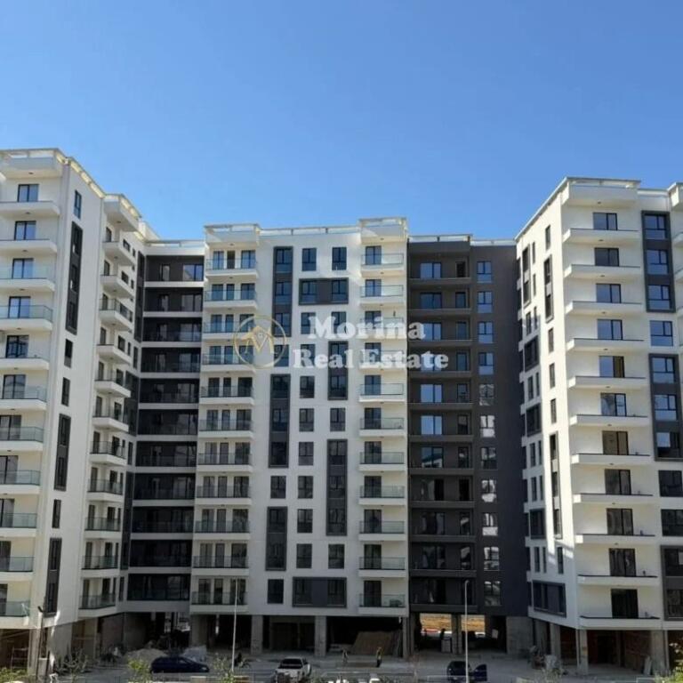 Shitje | Garazhd | Ish Fusha e Aviacionit, Kompleksi Garden Residence Turdiu | 18000 €