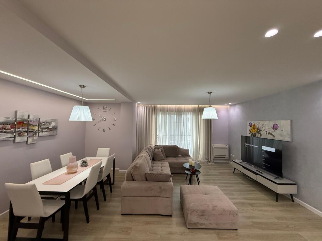 Apartament 3+1+2 me qera TEG