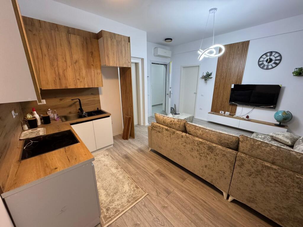 Apartament me qira ne Mangalem, Ali Dem.