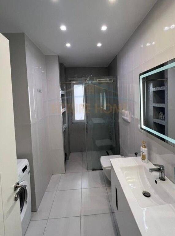 Qera, Apartament 3+1+2+Post Parkimi, SunRise Residence, Tiranë..