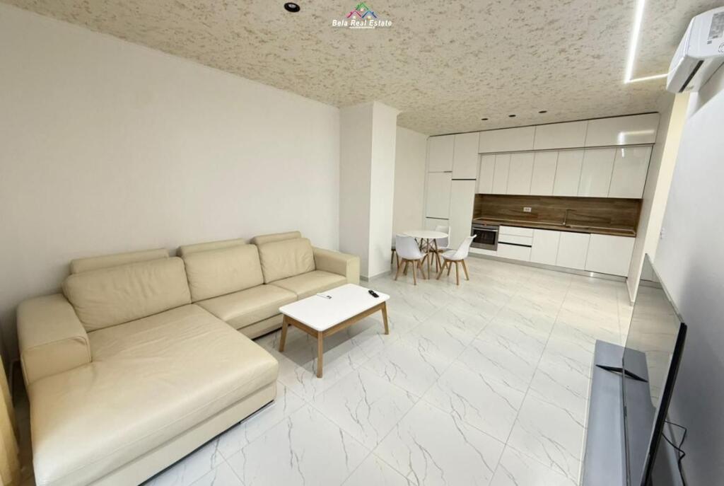 Appartamento in affitto 1+1 a Zogu i Zi (ID B2101417) Tirane