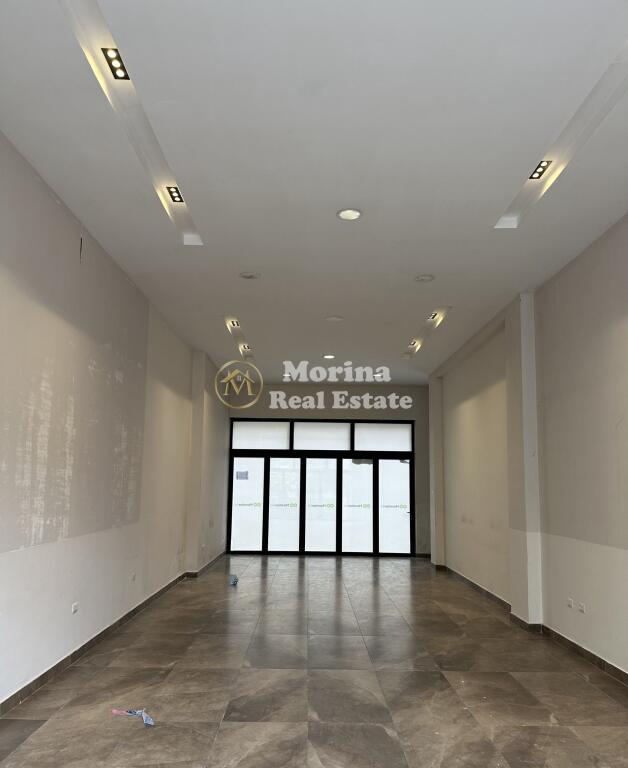 Qera | Ambjent Biznesi | 21 Dhjetori | 900 €/muaj