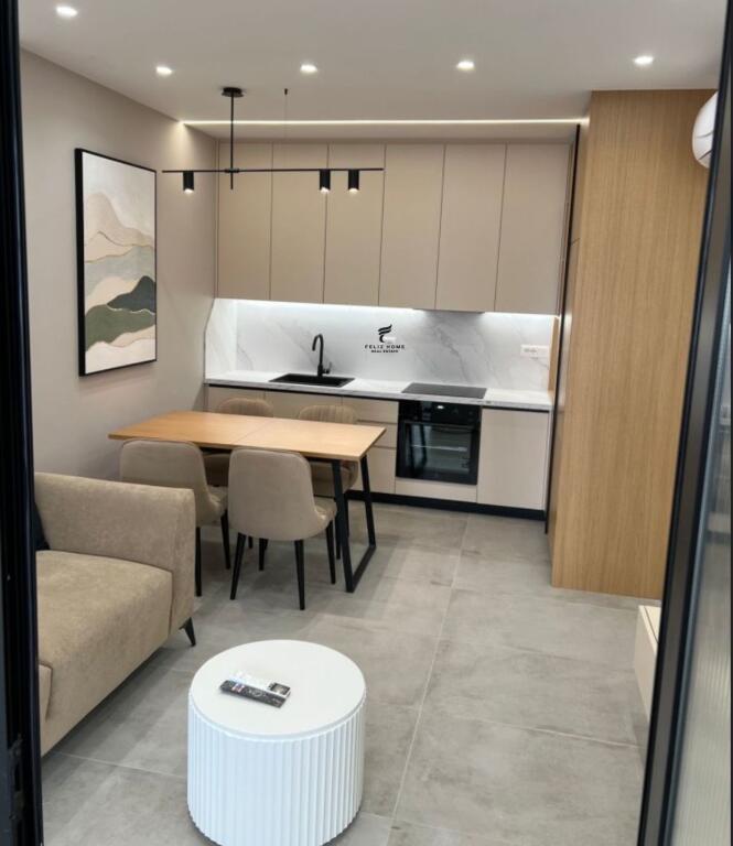 APARTAMENT ME QERA 2+1 LAPRAKE 80.000 LEKE