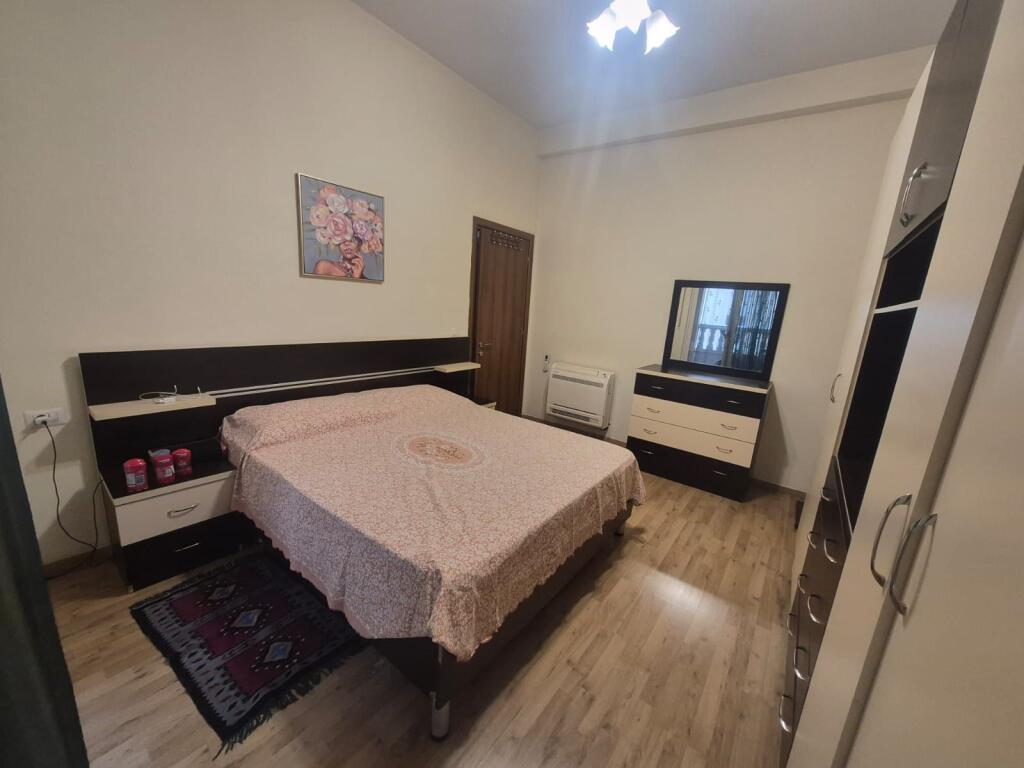 🏠 Jepet me qera apartament 2+1+2