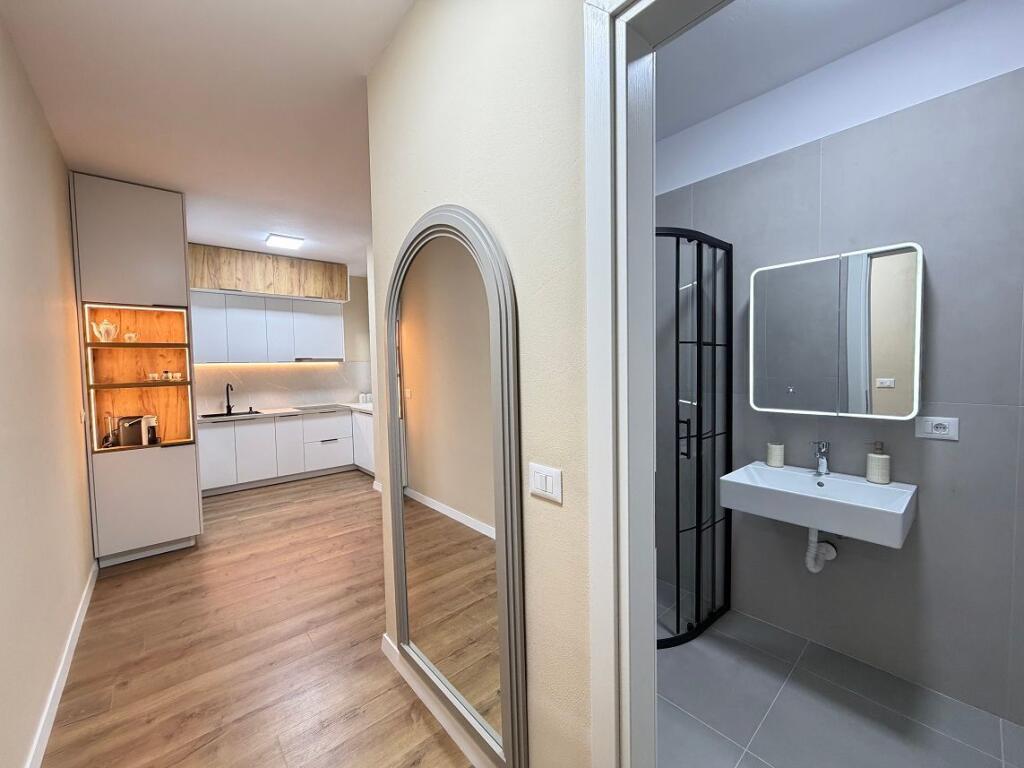 Apartment 1+1 for RENT at Komuna Parisit