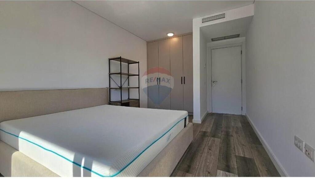 Jepet vile me qira prane Teg-ut.