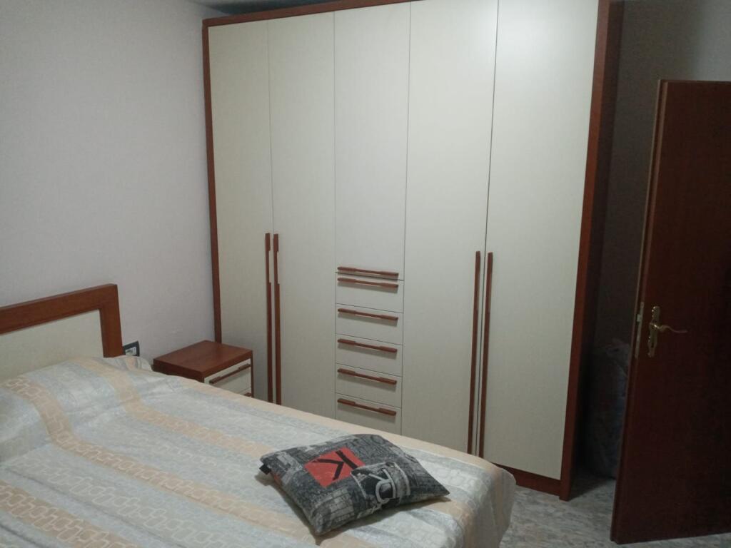 🏠 JEPET APARTAMENT 1+1 ME QERA – MYSLYM SHYR