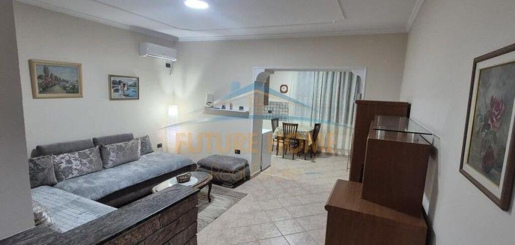 Qira, Apartament 1+1, Pazari i Ri, Tirane.