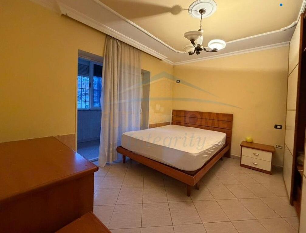 SHITET APARTAMENT 2+1 TEK OXHAKU