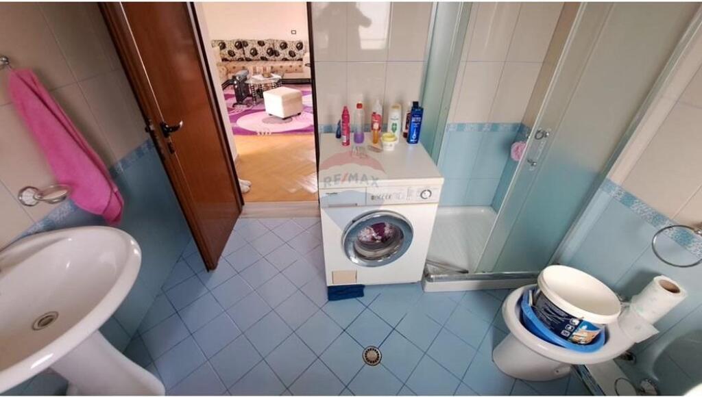 🏡 Vilë 3-Katëshe – Për Shitje | Lagjja Kushtrimi, Vlorë