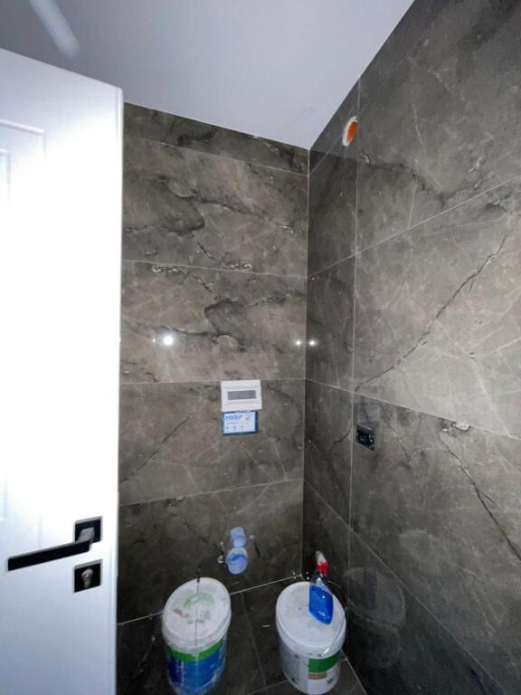 ASTIR APARTAMENT 1+1 PER SHITJE!