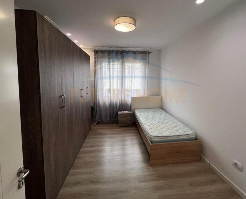 Qera, Apartament 3+1+2+Post Parkimi, SunRise Residence, Tiranë..