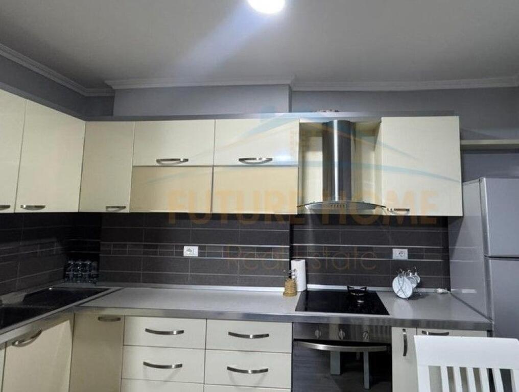 Qira, Apartament 2+1, Oxhaku, Tiranë