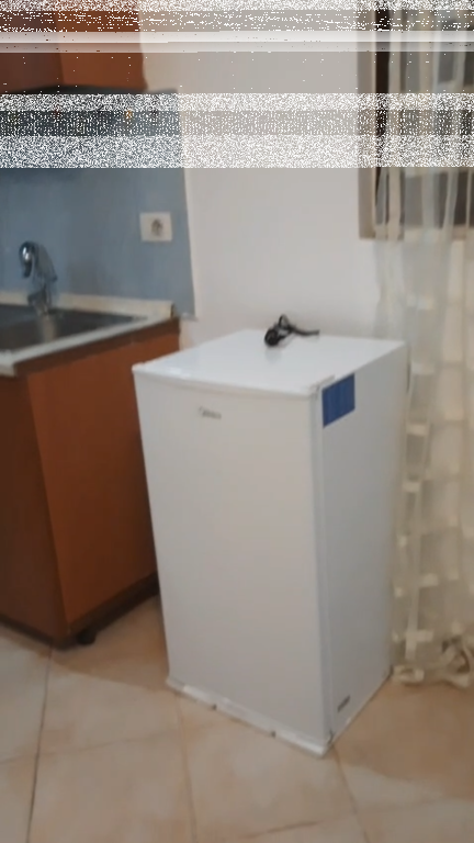 Jepet me qira – Apartament 1+1 në qendër të Tiranës