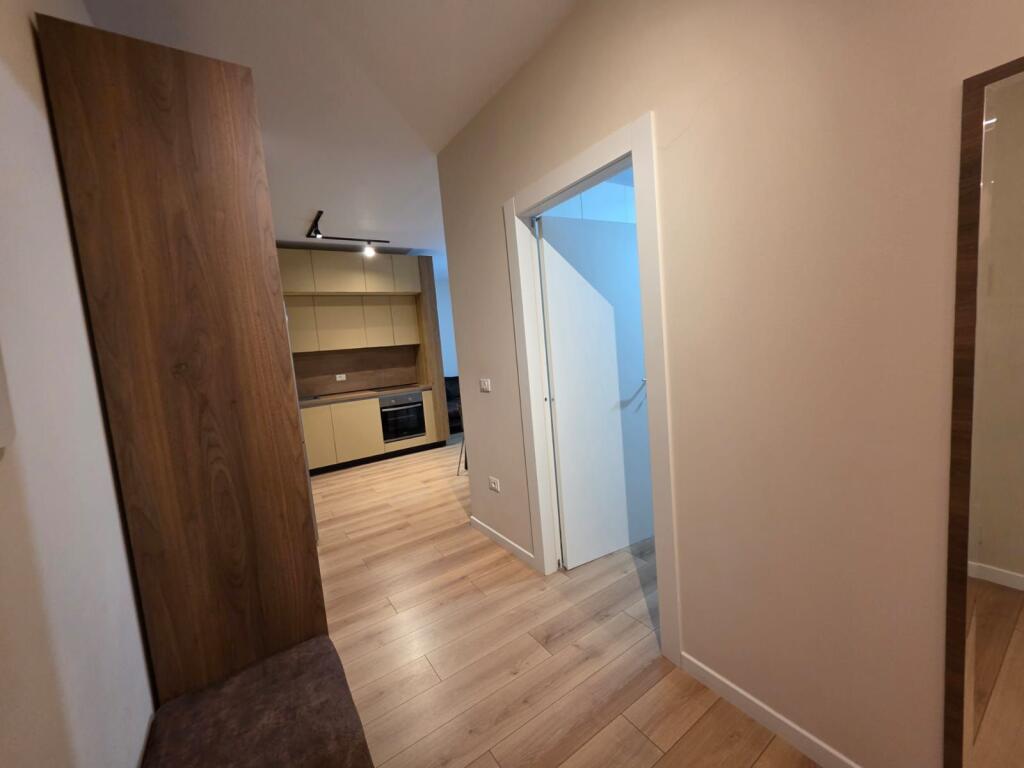 For rent 2+1+2 Apartment In the center of Zogu i Zi, "Foleja e Gjelbër" complex, near Ring Center