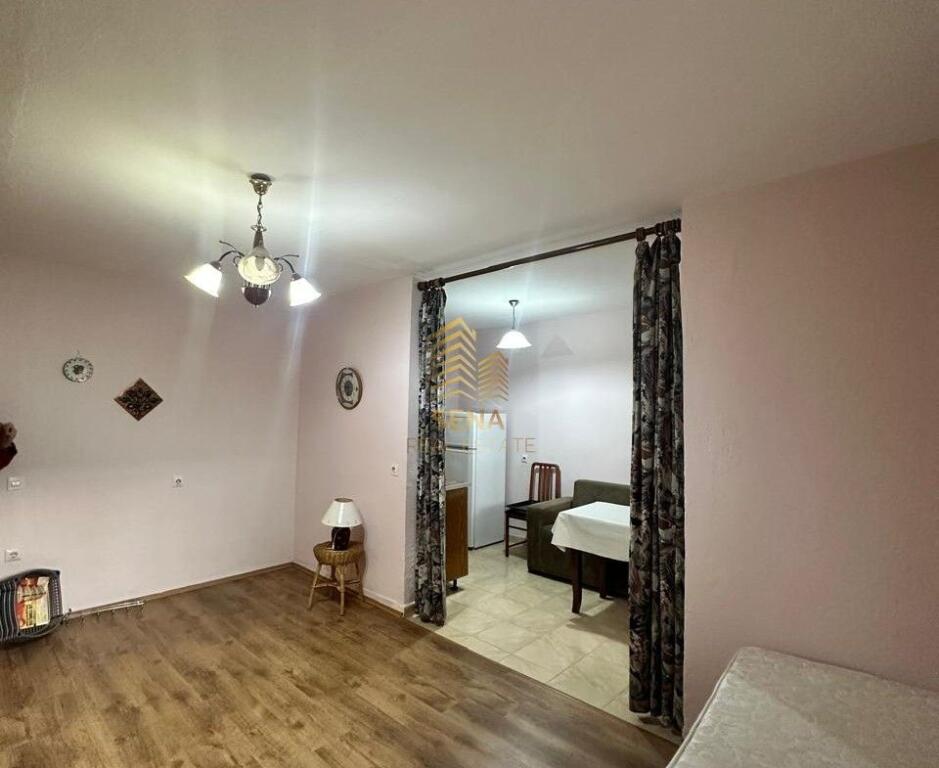 Qira, Apartament, 1+1,Qender,450 Euro/Muaj