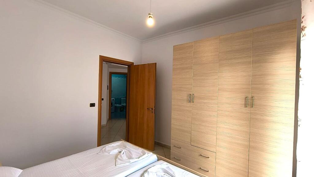 Apartament shume i madhe ne Lungomare