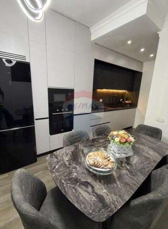 Apartament - Për Shitje - Rruga Don Bosko, Tiranë(ID: 530491011-193)