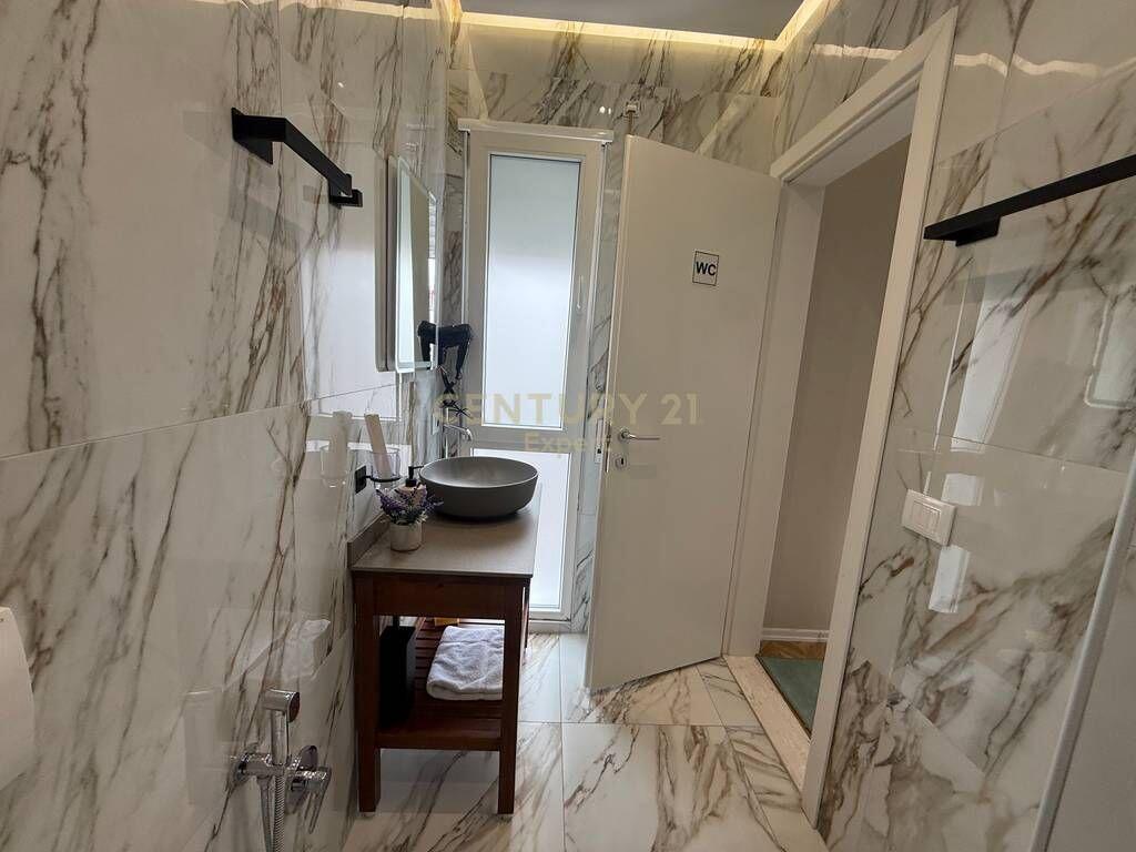 APPARTAMENTO 2+1+2 IN AFFITTO IN VIA DRITAN HOXHA!