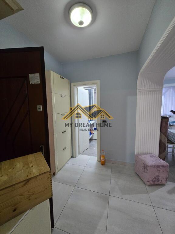 JEPET ME QERA APARTAMENT 2+1 TEK PALLATI I SPORTIT