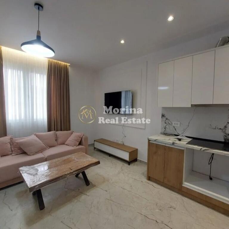 Qera | Apartament 2 + 1 | Spitali Amerikan 2 | 600 €/muaj