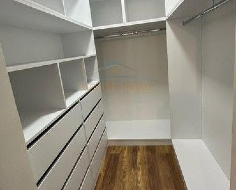 Affitto, Appartamento 2+1+Posto auto, Lago Secco, Tirana.