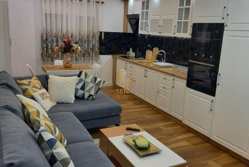 Qira, Apartment 1+1+BLK, Blloku – Rruga Margarita Tutulani ,75.000 Leke