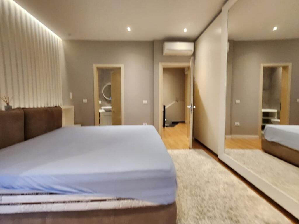 🏡 Vilë Moderne 2-Katëshe 📍Rezidenca Kodra e diellit 1 / Oborr Privat &amp; Parkim 3+1+3wc verandë&amp; oborr || 490.000eu