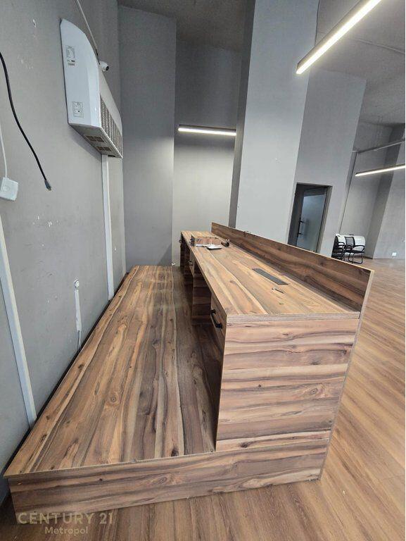 Premium office space for rent in the Ali Demi area. Top floor