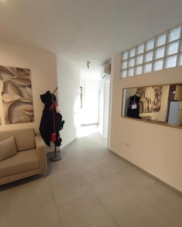 🏡 Jepet me qira apartament – Myslym Shyri