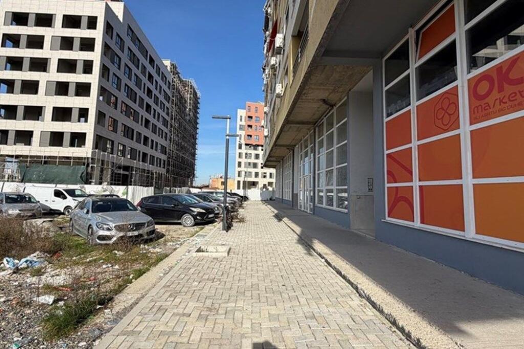 Shop - Office for rent