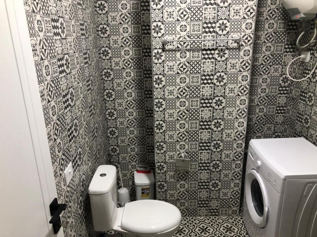 Jepet Apartament Me Qera , Ne Vlore