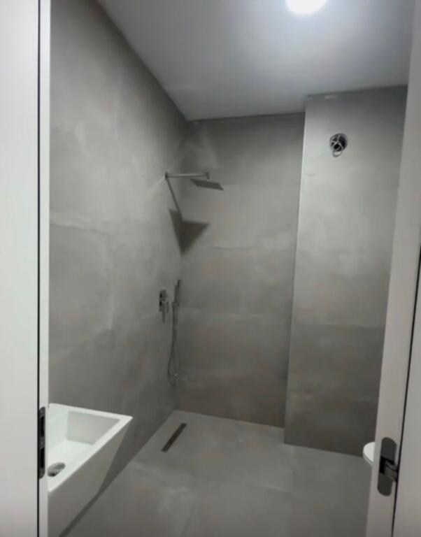 Apartament 3+1 per shitje ne Paskuqan!